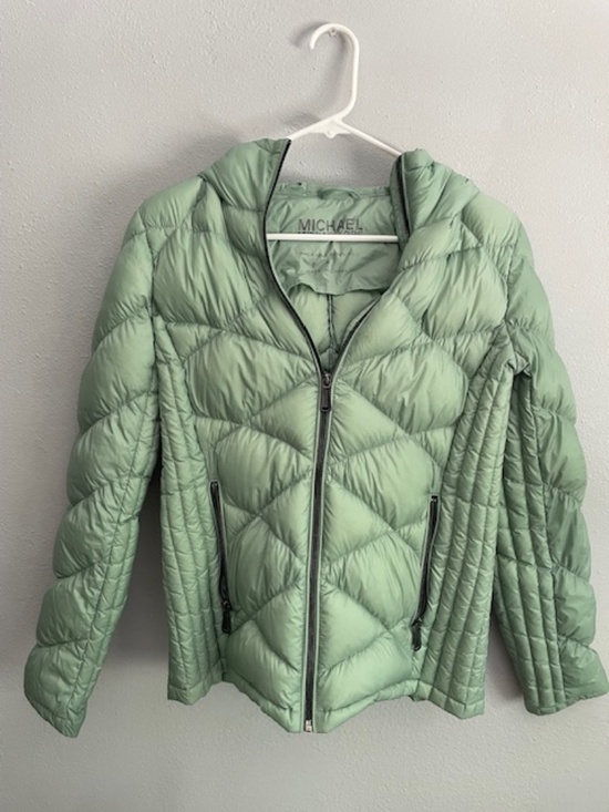 MICHAEL Michael Kors Jackets & Blazers - Michael Kors Packable 90% Down Puffer Jacket Hooded Sage Green Small